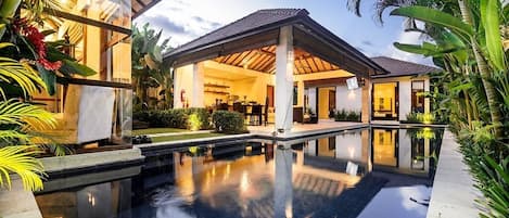 SEMINYAK, Great Value, 5 Bedroom villa