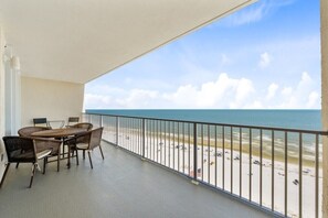 5  San Carlos 1207 Balcony