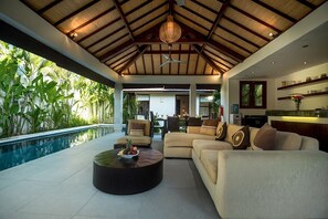 SEMINYAK,Great Value,7 Bdr,Near Beach