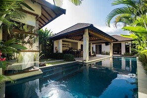 SEMINYAK,Great Value,7 Bdr,Near Beach