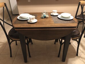 Dining table seats 4