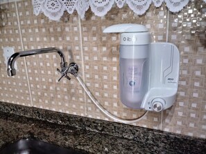 Bathroom amenities