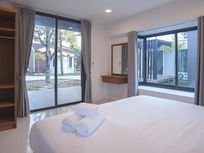 Sea Space Villa Deluxe 1-Bedroom A 2