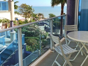 Property, House, Balcony, Real Estate, Building, Handrail, Apartment, Room, Home, Glass