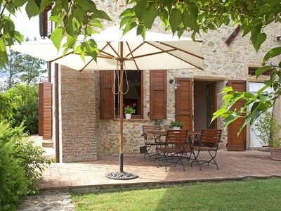 Charming Country House near San Gimignano, Firenze, Siena.....