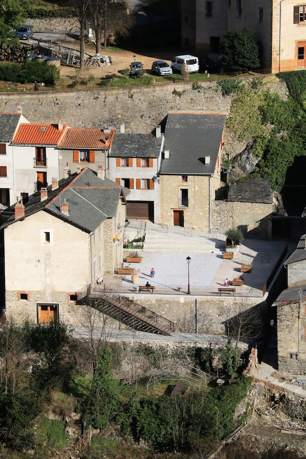 Maison Place de La Mairie