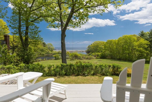 Relax on the back porch and face the ponds and Atlantic Ocean