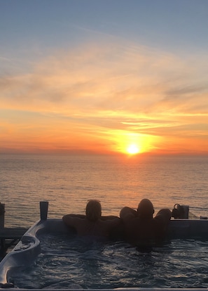 Watch the sunset in the Spa