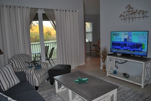 Family Room - with Smart TV