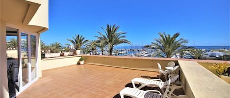 Large and sunny south facing terrace with views to the marina