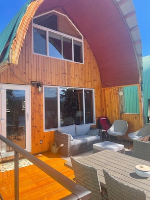 Everly's Hideout perched on the hill overlooking Idabel Lake. This cottage is an all year round getaway, only 1/2 drive from Kelowna and 20 minutes to Big White.