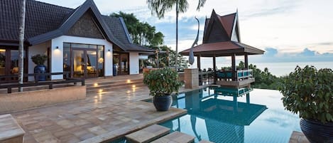 Villa Baan Hen, 5 Bedroom in Kata Beach 