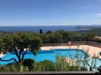 F3 of 52m ² terrace 20m ² swimming pool, Golf st tropez, the cross Valmer, 6couchages