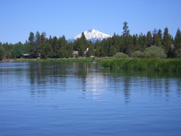 Deschutes River with Mt Bachelor in the background.