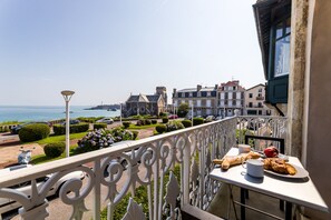 balcony and ocean views