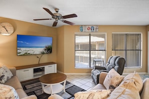 Sandpiper 2C Living Area