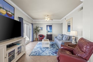 Royal Palms 1403 Living area