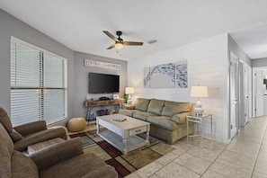 Sandpiper 11C Living Area