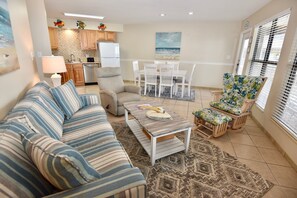 Sandpiper 15C Living Room