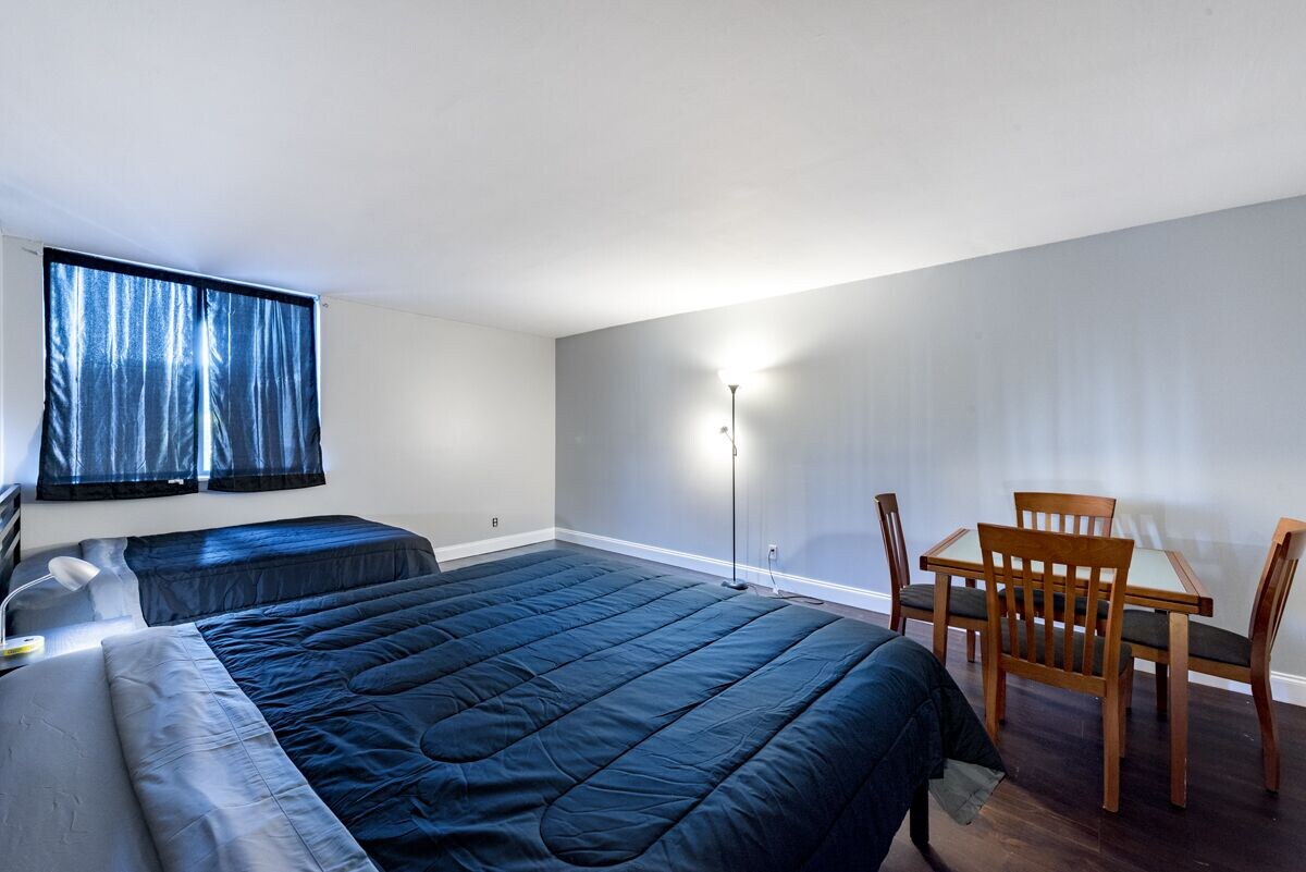 Great Arlington Condo