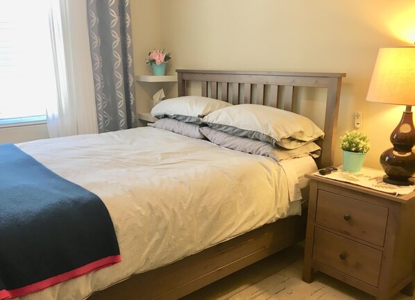 Comfortable Queen size bed