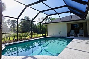 Private Heated Pool in Lanai