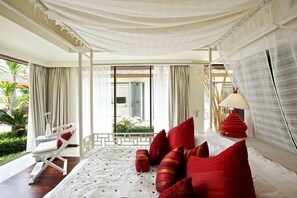 Bedroom with 1 king bed, day bed, and lounge chair