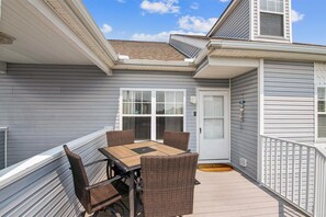 ,Deck,
