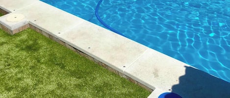 Vue sur piscine