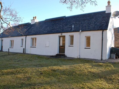 West Bothy, Attadale Holiday Cottage, Strathcarron, Ross-shire- control remoto pacífico