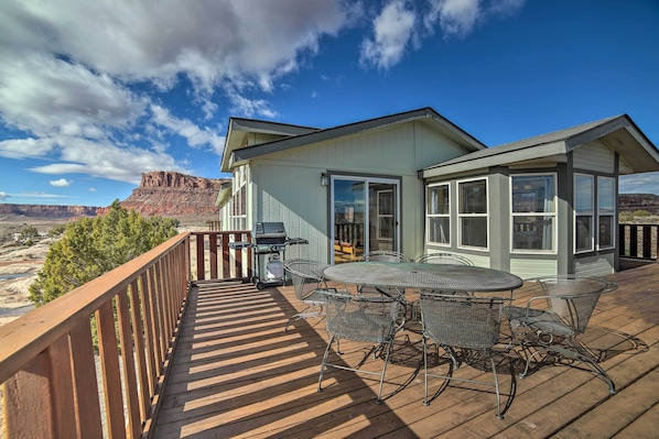 Moab Vacation Rental | 3BR | 2BA | 1,935 Sq Ft | Stairs to Access