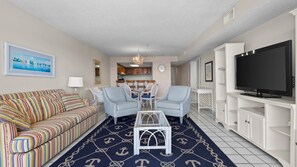 Edgewater West 95 - Living area
