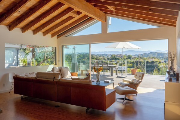 Open concept Living Room with mountain view


