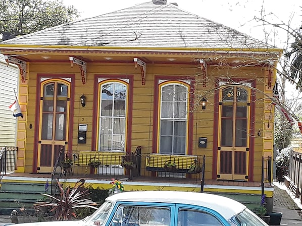 1889 Creole "Shotgun" duplex- you're on the left!