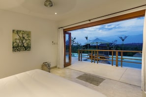 Bayu Lux 6 Bed Villa Car+Driver, Uluwatu