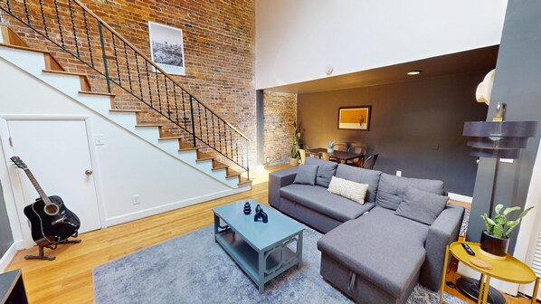 Lofts Unit 8 03252025 155616