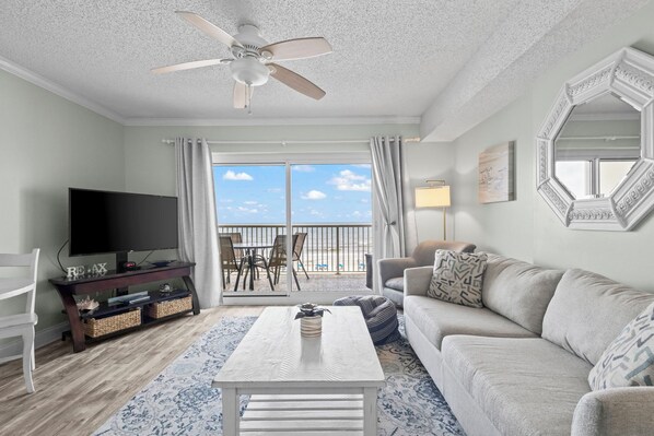 Royal Palms 503 Living area w/ Gulf views