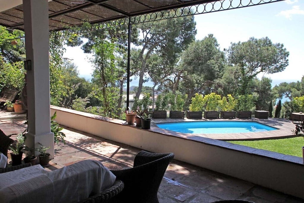 Picture of villa