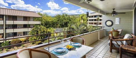 Lanai with Outdoor Seating