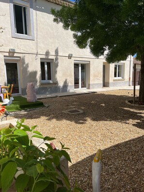 Extérieur
