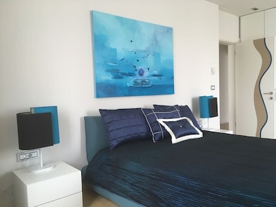 Luxury Flat Near Civahir mall & taksim square ( NEW !)