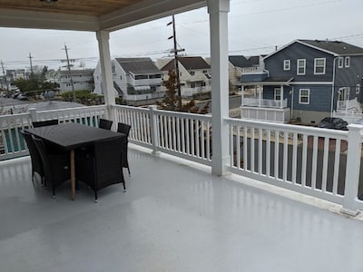 New Construction 4 Bedroom in the heart of Beach Haven