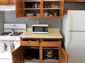 Fully equipped kitchen with full size appliances.