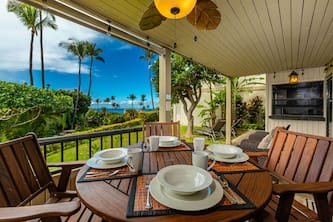 Ocean Views 2BR, Ground Floor & A/C! Ekolu 1405!