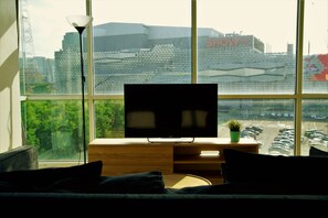 PANORAMIC VIEW/FAST WIFI/LOCAL FOOD