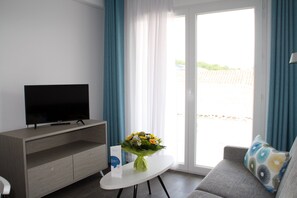 Come and stay in our modern and comfortable apartment in Jonzac.