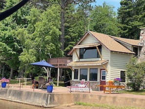 picture of the cabin from the dock