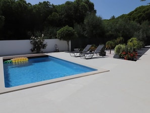 Modern 3 bedroom villa with private pool, WiFi and Air-con A12 - 4