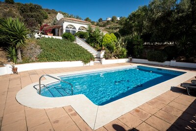Villa de vacaciones con piscina, Almogia