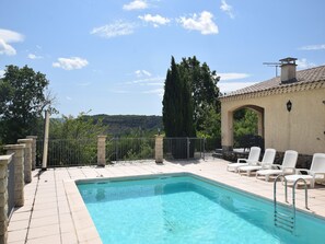 Außenseite Ferienhaus [Sommer]